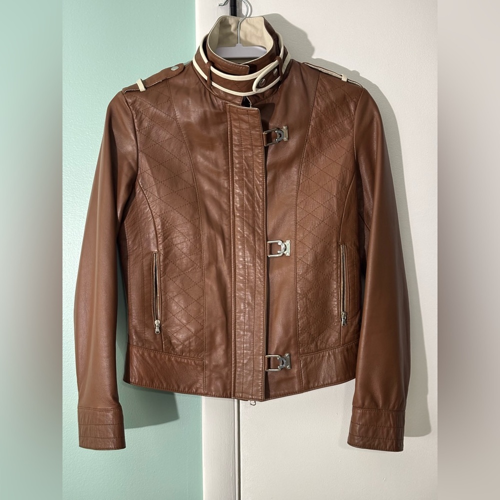 Elegant Brown Leather Italian Jacket with Buckles
